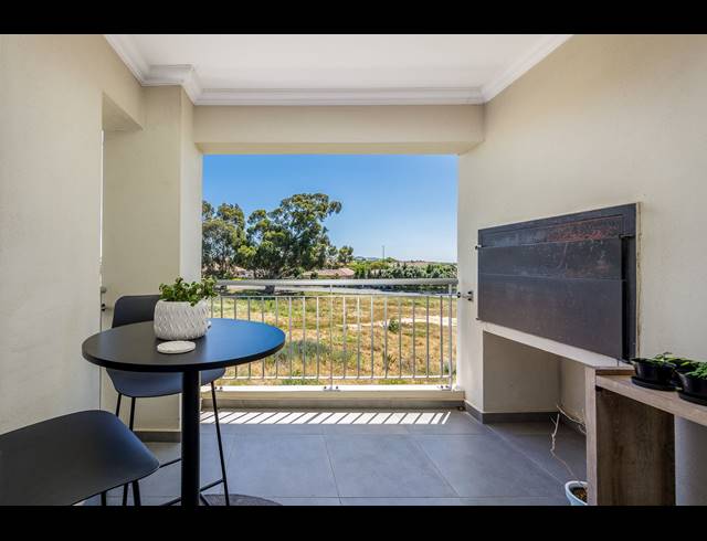2 BEDROOM APARTMENT FOR SALE IN LANGEBERG RIDGE